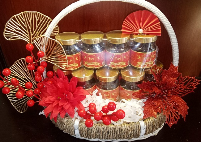 Giỏ quà tặng Yến sào Nhân sâm màu đỏ