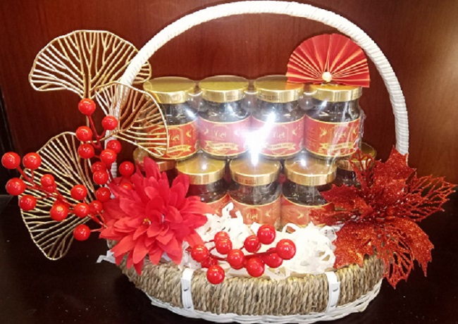 Giỏ quà tặng Yến sào Nhân sâm màu đỏ